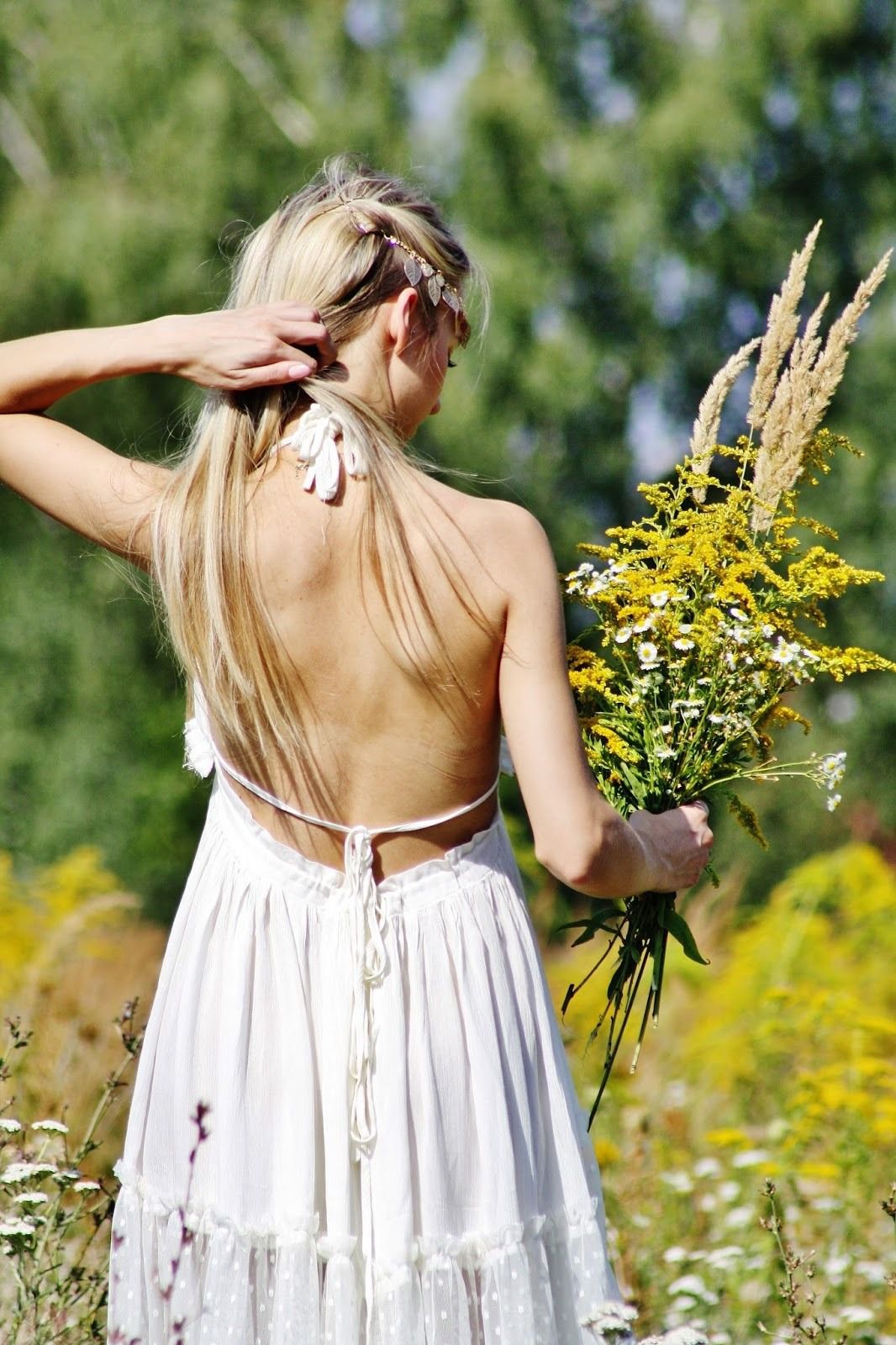 Pale Apricot Halter Backless Pleated Dress